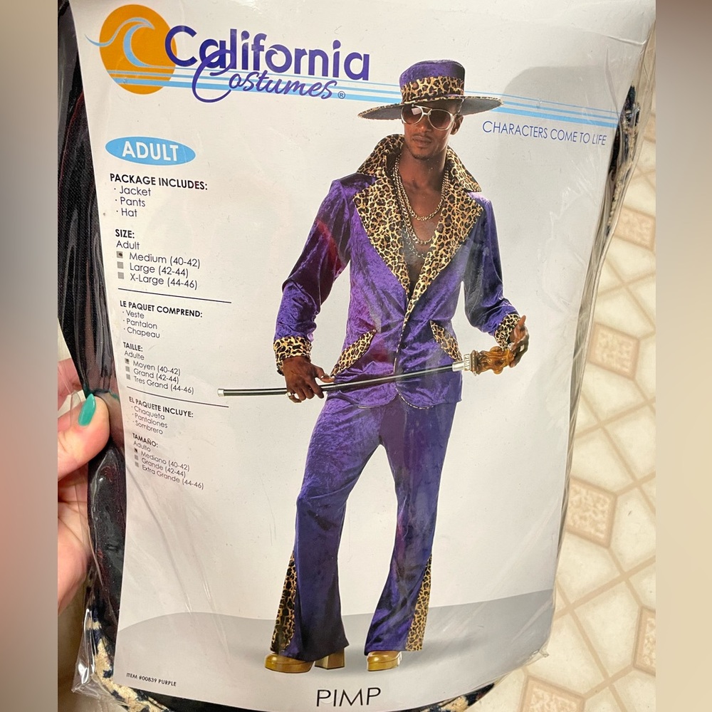 Men’s size M pimp costume